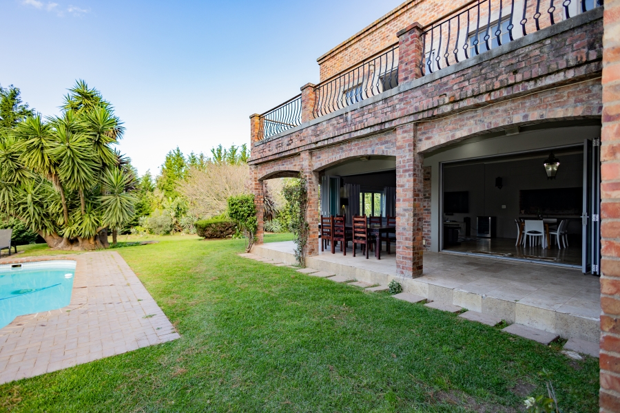 6 Bedroom Property for Sale in Vierlanden Western Cape